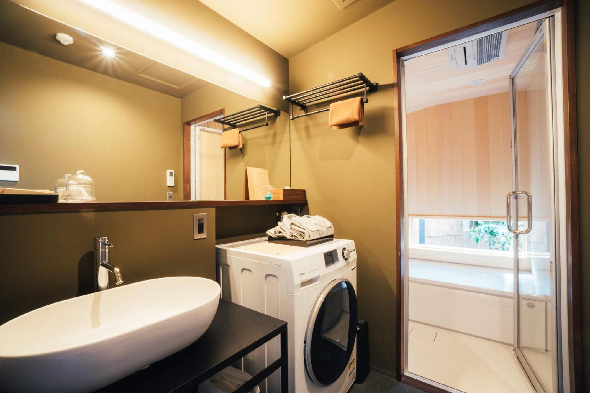 Bed And Craft Hotel Nanto Екстериор снимка